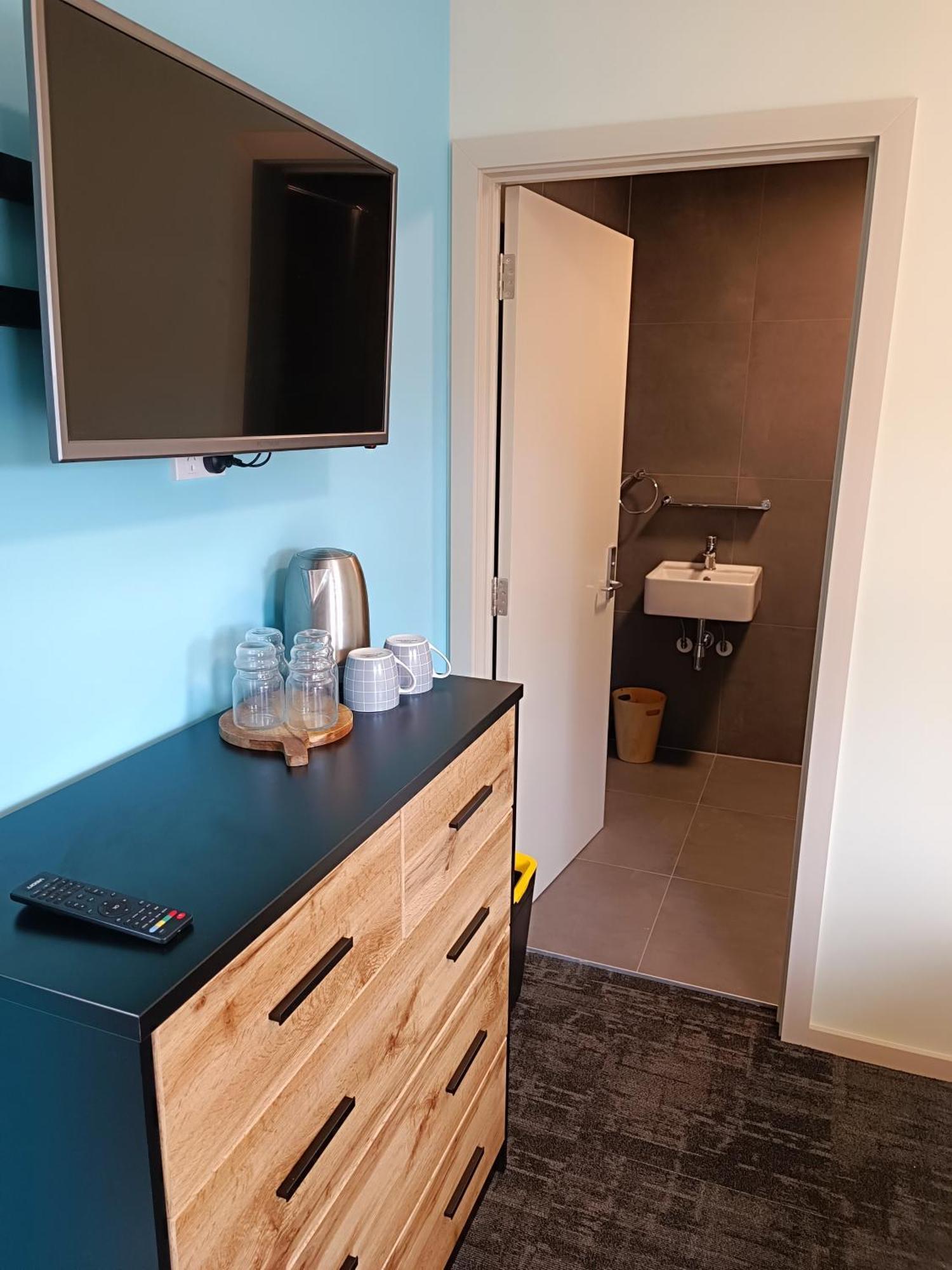 Adventure Wanaka Hostel מראה חיצוני תמונה